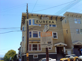 by E.V.Pita... San Francisco, Castro Village, houses, shops and bars / Casas, tiendas y bares del barrio de Castro en San Francisco / por E.V.Pita... O Barrio de Castro en San Francisco ,...  http://californiatravelling.blogspot.com/2015/01/san-francisco-castro-houses-and-bars.html