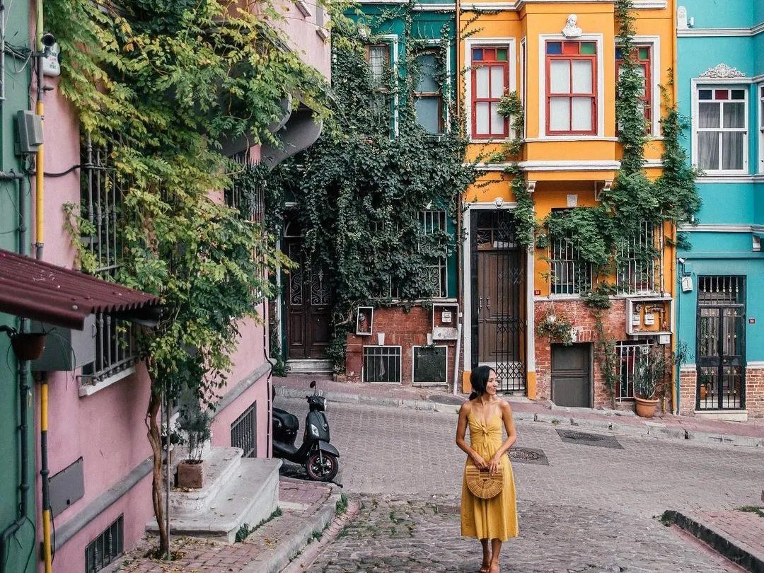 Instagrammable Places in Istanbul,fener, balat, photo spots