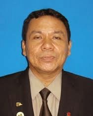 En Hassan Basri (Guru Besar)