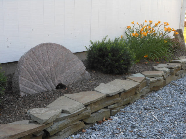 barn country garden border