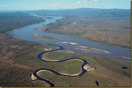 CharleyRiverAtYukon1