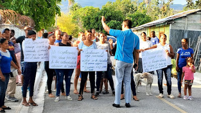 Director de la escuela de El Naranjo reafirma compromiso con la comunidad