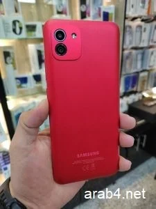 يأتي هاتف سامسونج الجديد Samsung Galaxy A03 لينافس في الفئة الاقتصادية ولكن حرصت سامسونج على تقديم تجربة جيدة من ناحية الكاميرات فيأتي الهاتف بكاميرا خلفية بدقة 48 ميجا بكسل مع بطارية كبيرة 5000 مللي أمبير