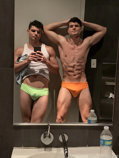 Esteban y Douglas Castillo desnudos en OnlyFans