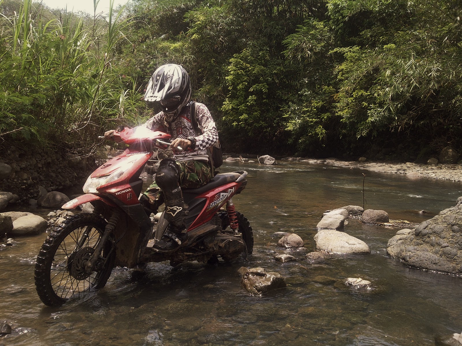 Modifikasi Honda Beat Trail