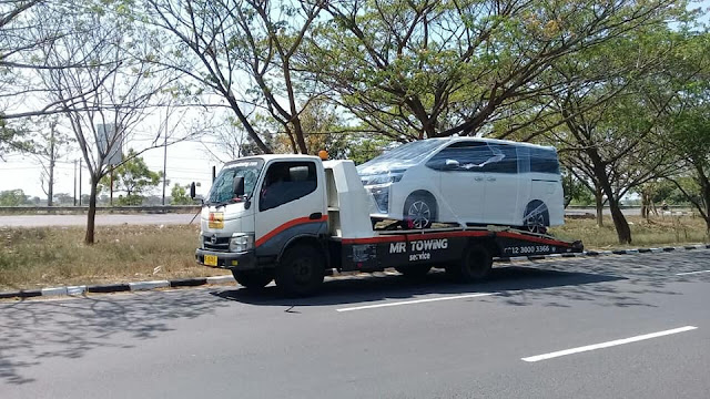 jasa mobil derek pacitan