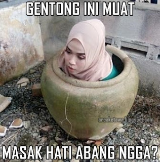 Area Ketawa - 8 Gambar Meme Lucu Tingkah Laku Konyol Cewek Hijabers Bikin Ketawa Ngakak.3