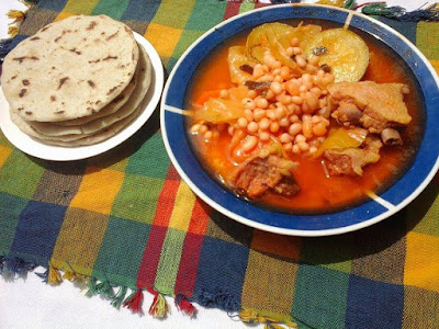 SOPA DE FRIJOLES BLANCOS