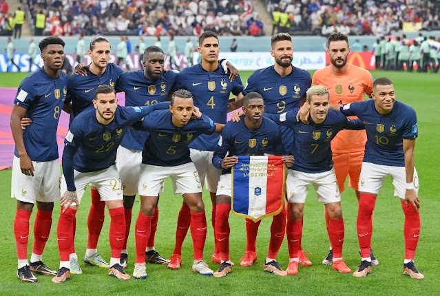 SELECCIÓN DE FRANCIA. Temporada 2022-23. Aurélien Tchoaméni, Adrien Rabiot, Dayot Upamecano, Raphaël Varane, Olivier Giroud, Hugo Lloris. Theo Hernández, Jules Koundé, Ousmane Dembélé, Antoine Griezmann, Kylian Mbappé. SELECCIÓN DE INGLATERRA 1 SELECCIÓN DE FRANCIA 2 Sábado 10/12/2022, 20:00 horas. XXII Copa Mundial de fútbol de la FIFA Catar 2022, cuartos de final. Al Khor, Catar, estadio Al Bayt: 68.895 espectadores. GOLES: ⚽0-1: 17’, Aurélien Tchouaméni. ⚽1-1: 54’, Harry Kane, de penalti. ⚽2-1: 78’, Olivier Giroud.