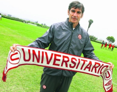 Foto de Óscar Ibáñez cuando era técnido de Universitario