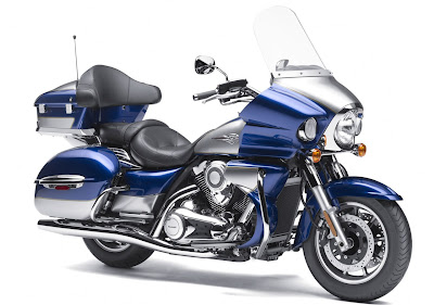 2011-Kawasaki-Vulcan-1700-Voyager-Imperial-Blue