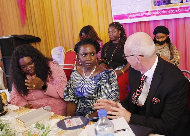    First Lady of Lagos State, Dr Ibijoke Sanwo Olu commends Dr Nimi Ekere on her cause to save and protect children at the STRIVE CONFERENCE,  2022