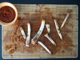 Costillas de cerdo con salsa barbacoa BBQ, asadas en horno a baja temperatura