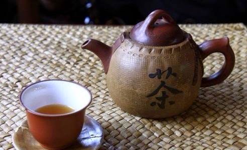 愛上喝茶品味人生 品普洱茶 感動的就是那份歲月的醇香