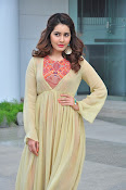 Rashi Khanna new glamorous photos-thumbnail-12