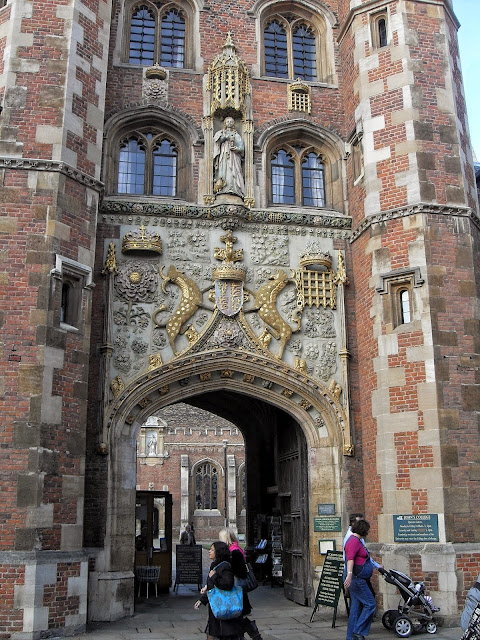 entrada college cambridge, preciosa