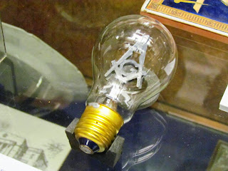 Freemason, Light bulb, The United Grand Lodge, London  