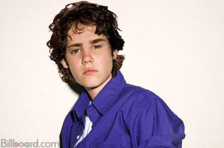 10 GAYA RAMBUT  JUSTIN  BIEBER 