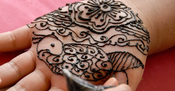 32 Tato  Tulisan Henna Untuk  Cowok Simple Dan Unik