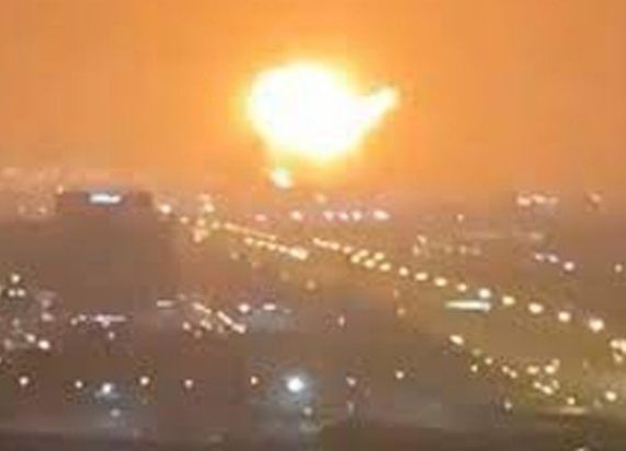 Dubai: Dubai was shaken by a terrible explosion in a ship parked at the port of Jebel Ali in the United Arab Emirates.