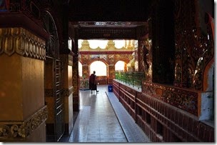 Burma Myanmar Mandalay Hill 131214_0361
