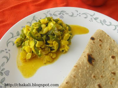 padwal dalimbya, dalimbi usal, padwal bhaji, snake gourd stir fry, snake gourd sabzi, vaal bhaji, vaal recpe, indian curry