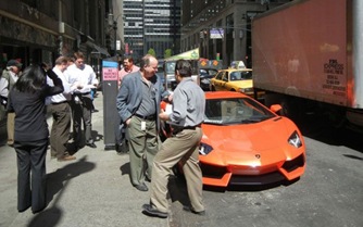 Lamborghini-Aventador-hot-dog-cart-5-623x389