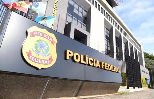 Concurso da PF tem mais de 300 mil inscritos e provas serão no domingo (23)