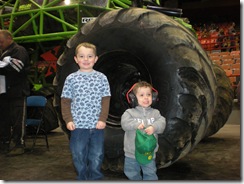 monster trucks 002