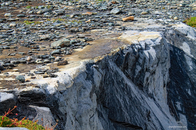 Glarus Thrust fault Switzerland Swiss Alps geology travel hiking mountains copyright RocDocTravel.com