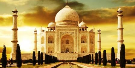 Sejarah Taj Mahal di Agra, India