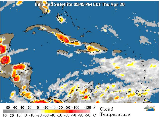 LAS LLUVIAS CON TRONADAS Y RELÁMPAGOS CONTINUARÁN DURANTE LAS PRÓXIMAS 48 HORAS EN REPÚBLICA DOMINICANA