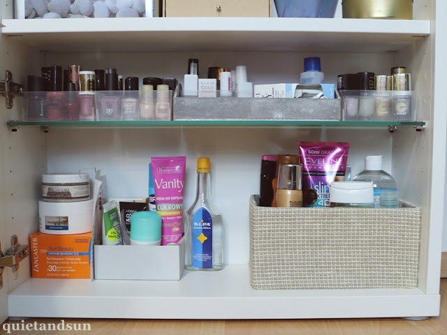 Szafka z Ikei, seria BESTA, świetna do przechowywania kosmetyków