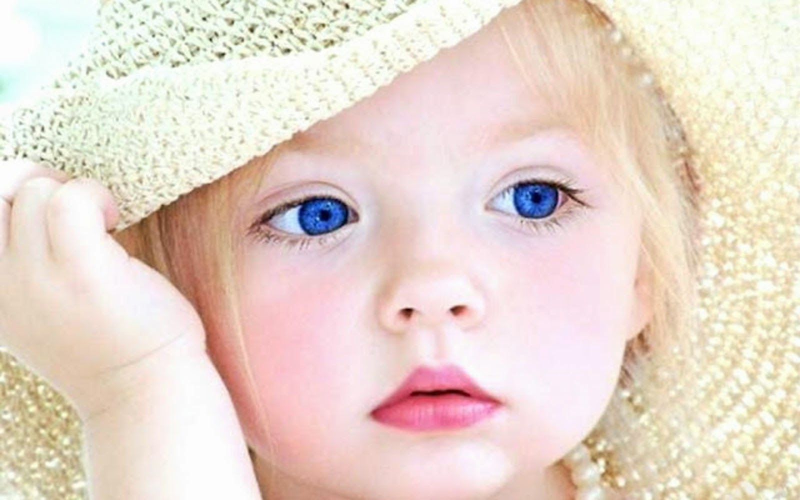cute babies desktop wallpaper photos
