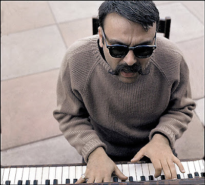 Vince Guaraldi is kind of Duke Silver-ish in this photo.