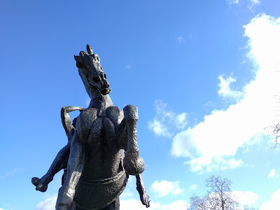 horse statue hyde park kensington gardens