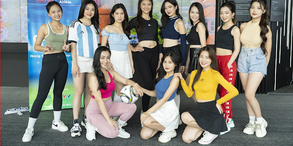 Chiêm ngưỡng vẻ đẹp của 32 mỹ nữ "tài - sắc vẹn toàn" trong Nóng cùng World Cup 2022