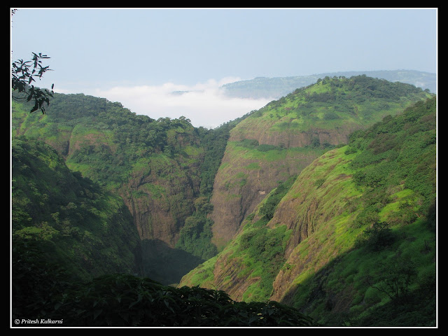 Tahmini Ghat