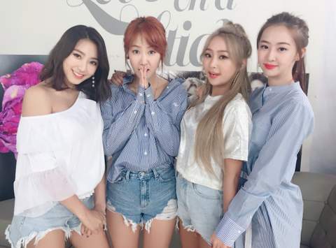 Lirik Lagu Sistar Lonely