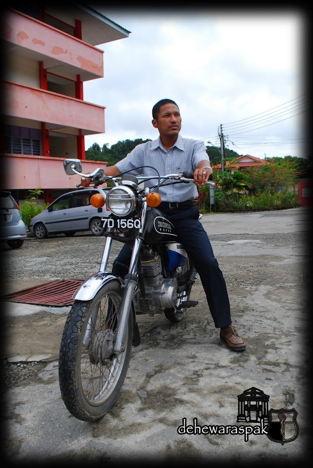 Santai Guru Selirik bersama Honda CG125