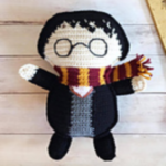 https://spinayarncrochet.com/ragdoll-harry-potter-free-crochet-pattern/