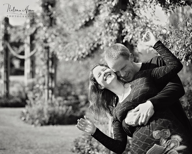 engagement photoshoot at London park