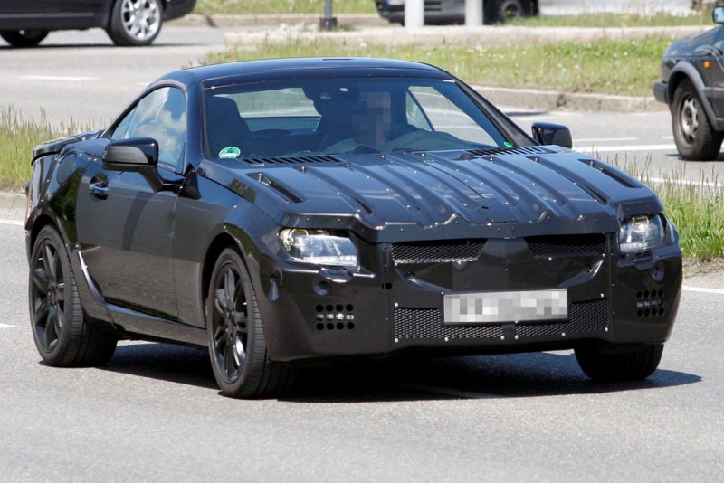 will be the 2011 new Mercedes SLK out in the market soon since this is