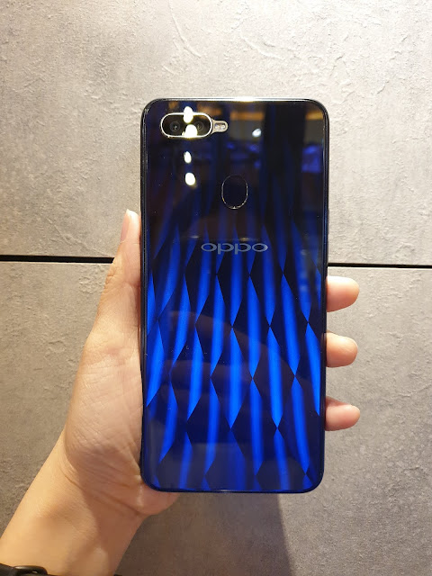 Oppo F9 Features