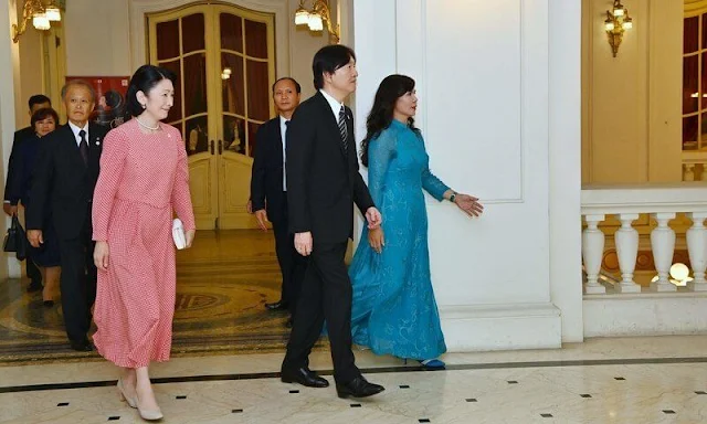 Crown Prince Fumihito and Crown Princess Kiko attended the premiere of the opera Princess Anio