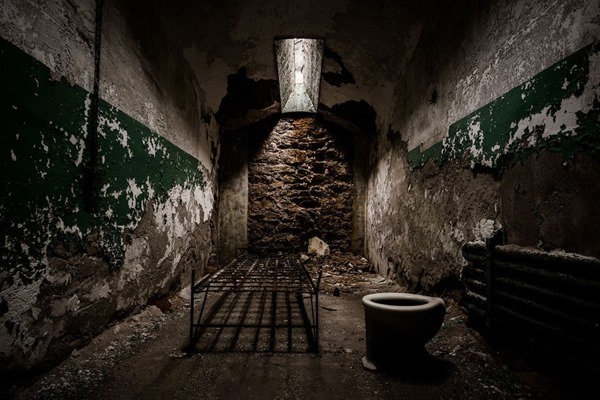 BELOS OU ASSUSTADORES OS 39 LUGARES ABANDONADOS 47