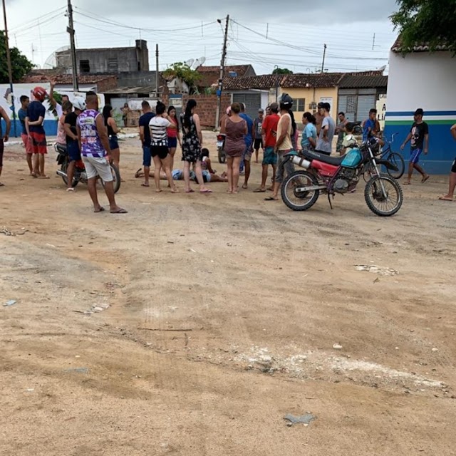 Jovem é assassinado a tiros na Cohab, em Santa Cruz do Capibaribe