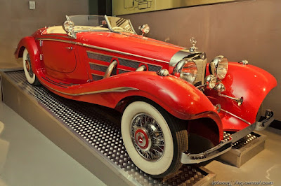 Mercedes-Benz 540K Coches clásicos en el museo Autovill de Moscú Classic cars in the Moscow Autovill museum