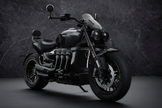 Triumph Rocket 3 GT Triple Black (2021) Front Side