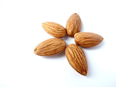 Best Health Benefits of Almonds | Almond Health Benefits Nutrition and Organic Facts